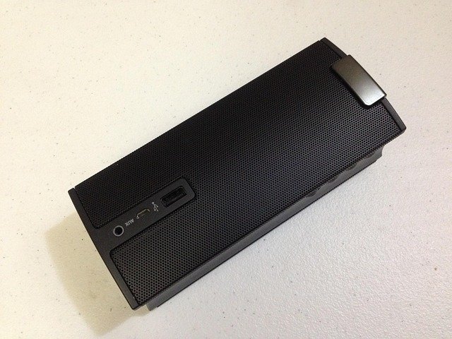 How to Pick the Right Bluetooth Speaker Based on Sound Needs